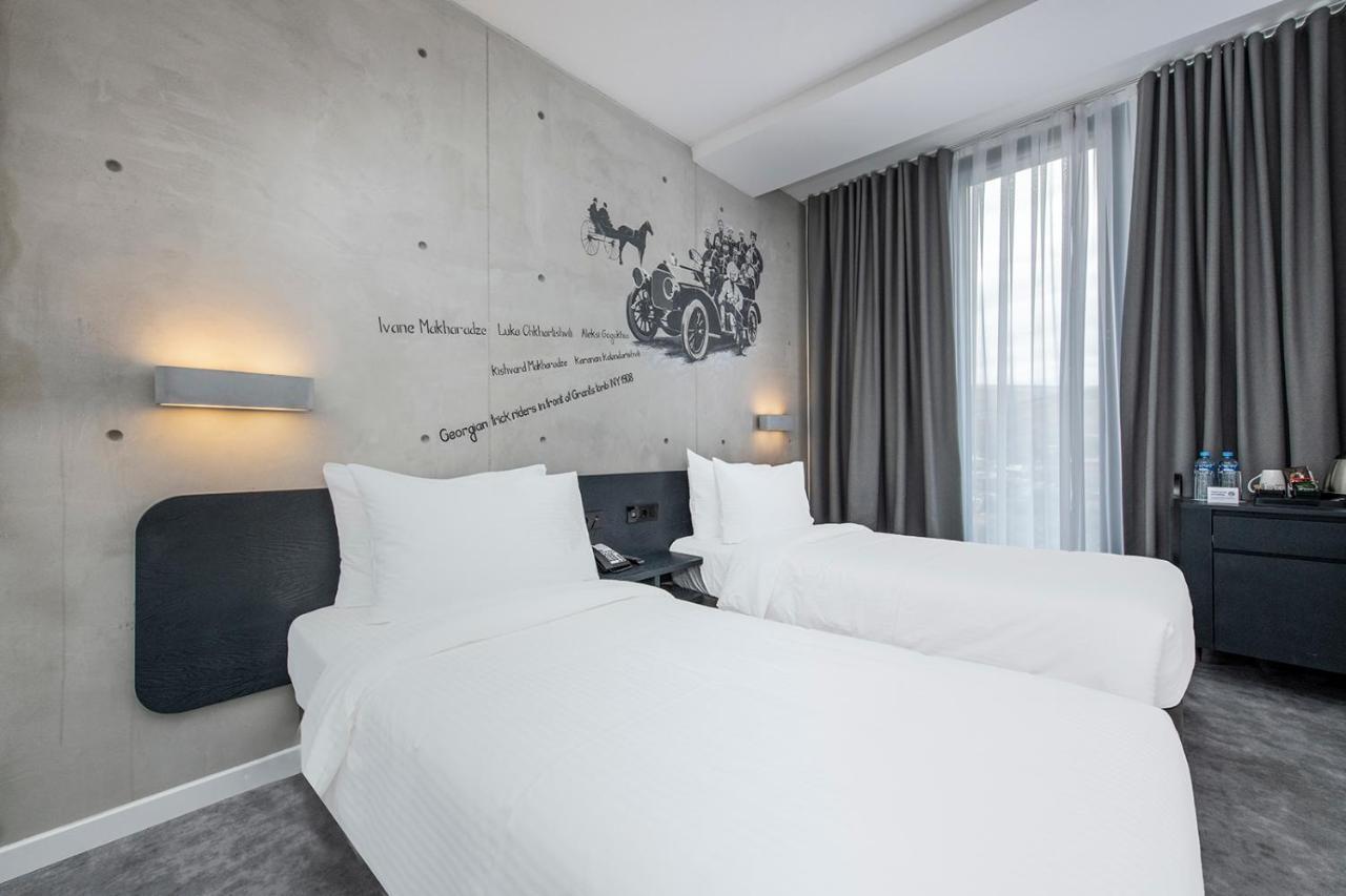 Golden Tulip Design Tbilisi Hotel Luaran gambar