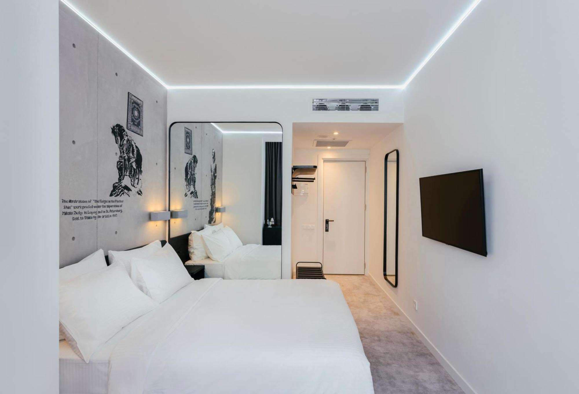 Golden Tulip Design Tbilisi Hotel Luaran gambar