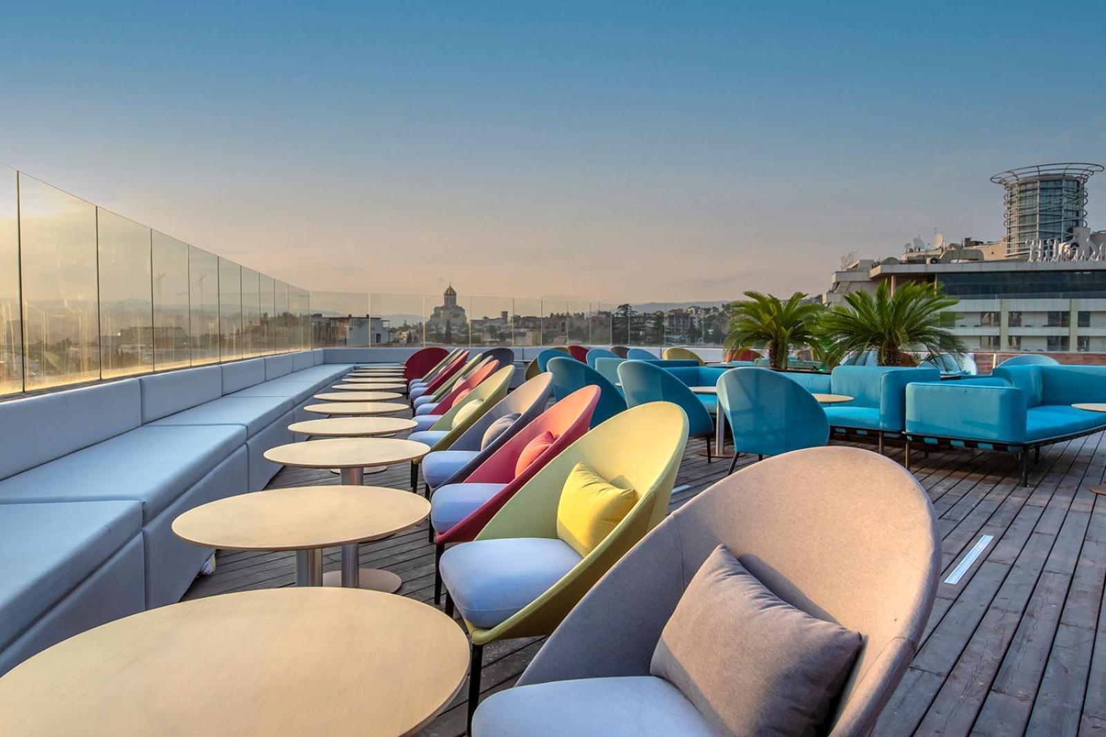Golden Tulip Design Tbilisi Hotel Luaran gambar