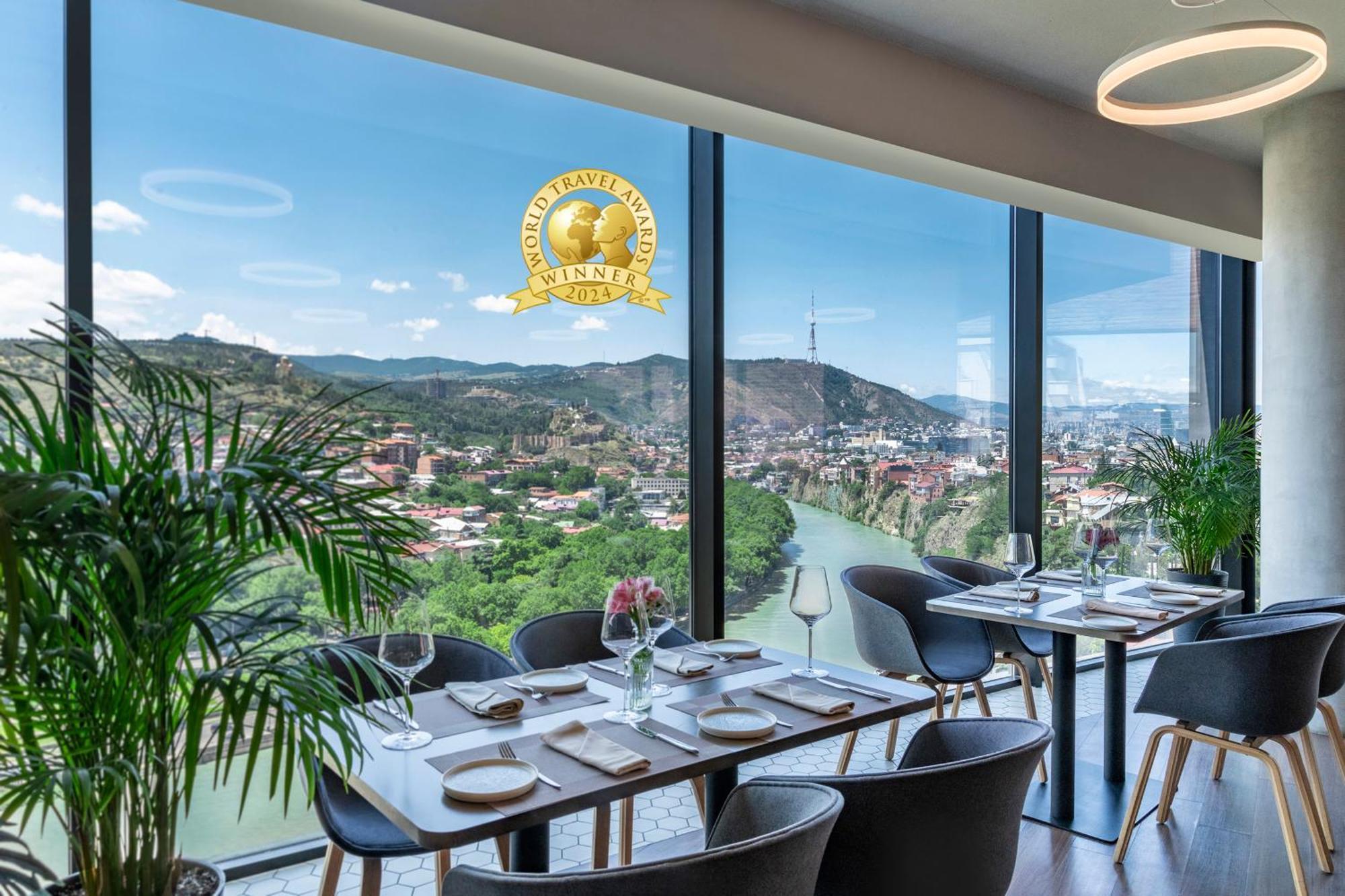 Golden Tulip Design Tbilisi Hotel Luaran gambar